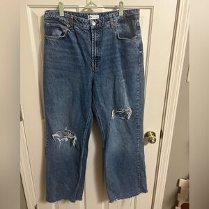 ZARA Distressed Knee & Hem Medium Wash Straight Leg Blue Jeans 5 Pocket Size 14
